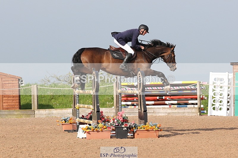 240511A-085032-10812 - Cls 32 Foxhunter