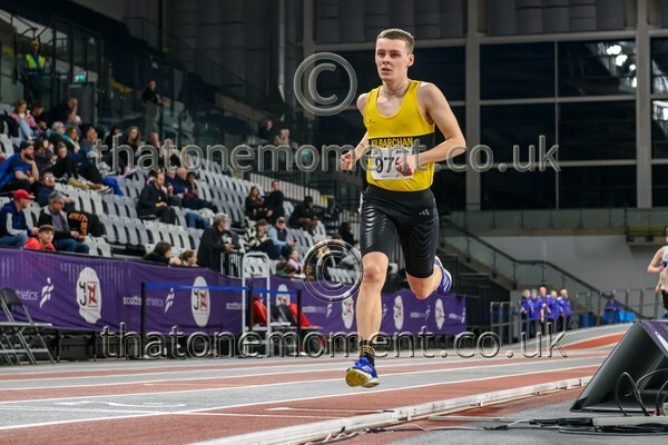 SenInd26-810782 - Track Male Set Two