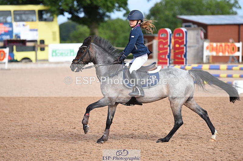 230716A-090318-01835 - Cls 32 Stepping Stones 128cm & 138cm