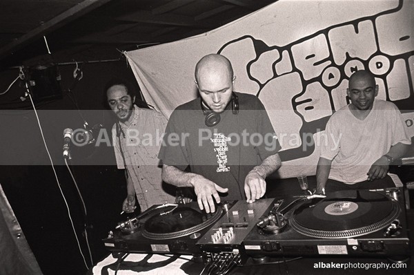 53 - Friends-&-Family @ the-roadhouse 16.03.02