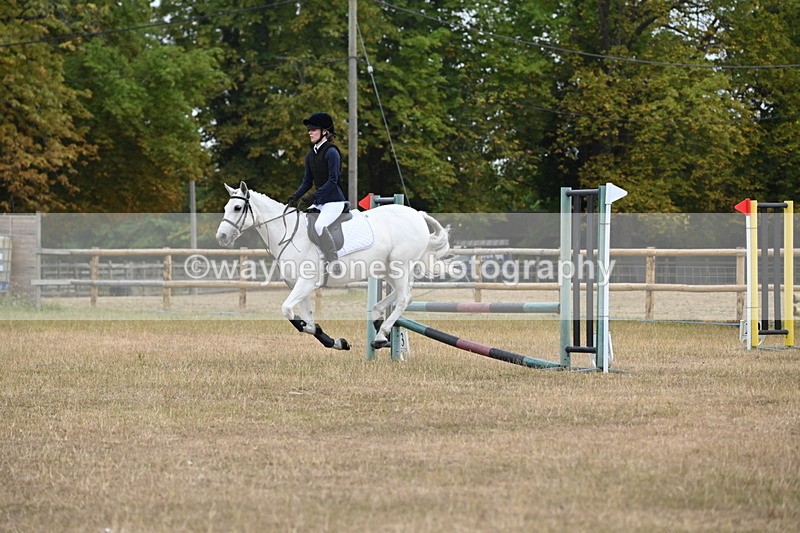 WJ6_0513 - Class 14 Intermediate Jumping 75cm
