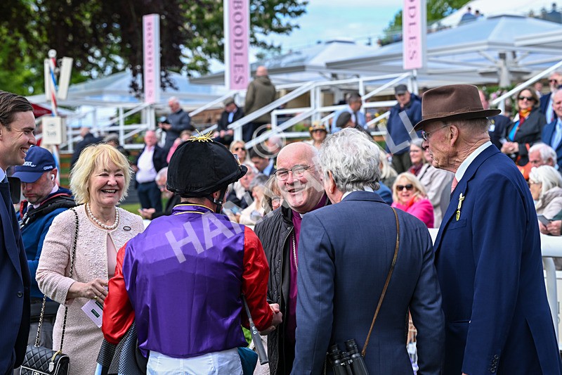 150526-Race 3-Warrant Holder-7652 - Race 3 2.55pm Support Macmillan Charity Raceday On 13 June Handicap