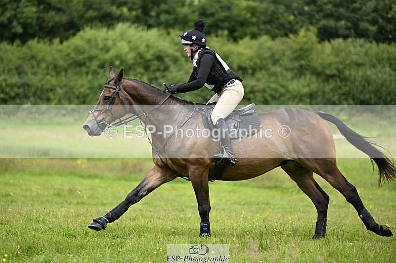 240630-123901-00918 - 927-Jen_Unwin-Hun_Ros_Tolketna