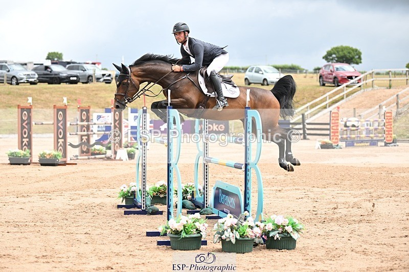 250717-121913-04902 - Cls 17, 1 Star Gold Tour