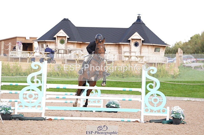 241004A-112124-00198 - Fri 02 Snr 1.05m Open