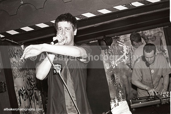 17 - Friends-&-Family @ the-roadhouse 31.05.03