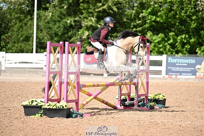 250504-110005-02251 - Cls 15+16 Club and Schools 70cm