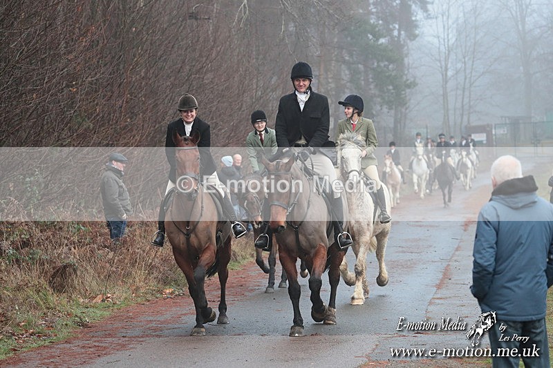HUPY 261224 250 - Pytchley with Woodland Hunt Boxing Day Meet 26th December 2024