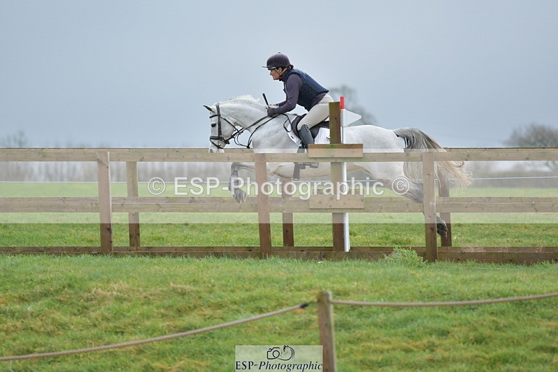 240203A-095900-00005 - 70cm