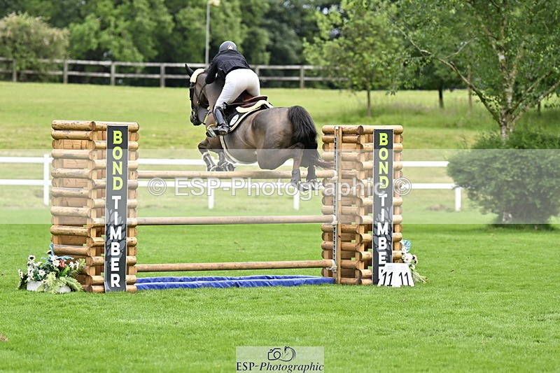 250613A-153101-02827 - Cls 5 National 1.30m Open