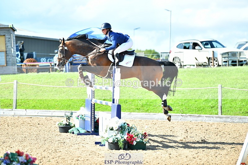 230723A-170535-13757 - Cls 8, 2 Star Medium 1.35m