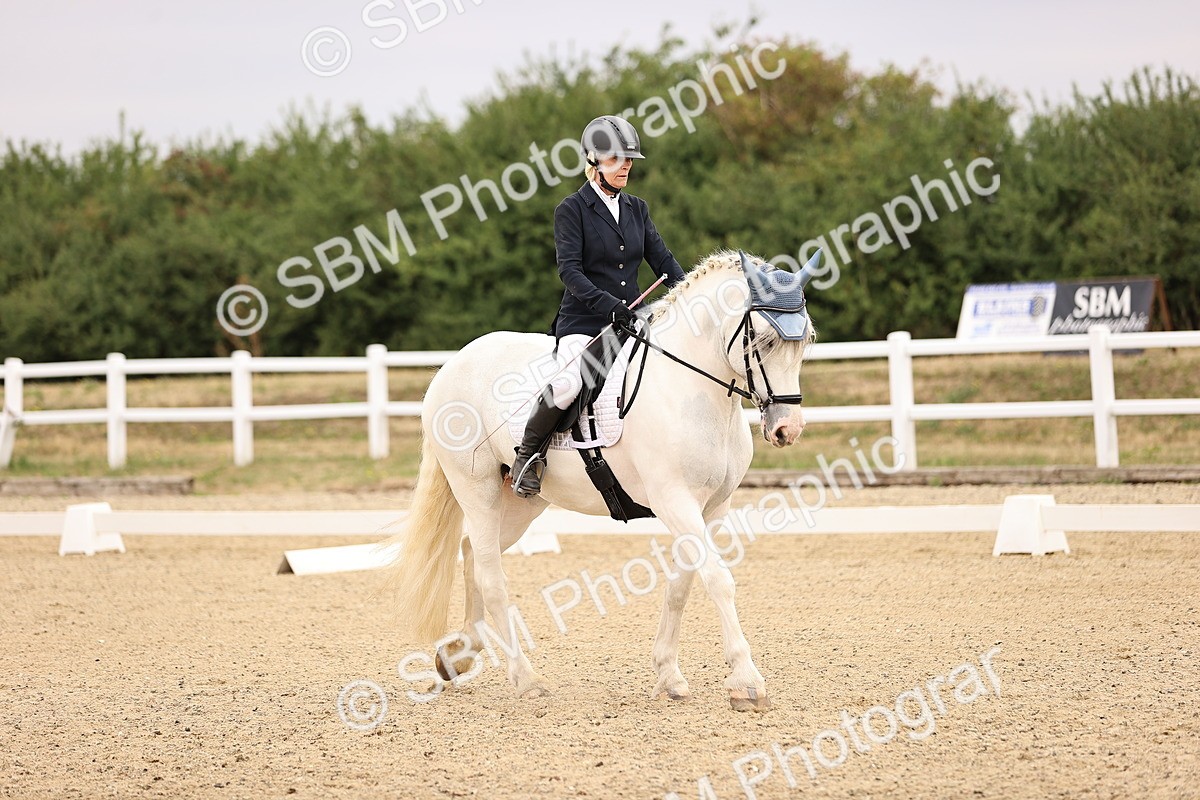 SBM_005299 - Intro 3 - 8.30-9.30