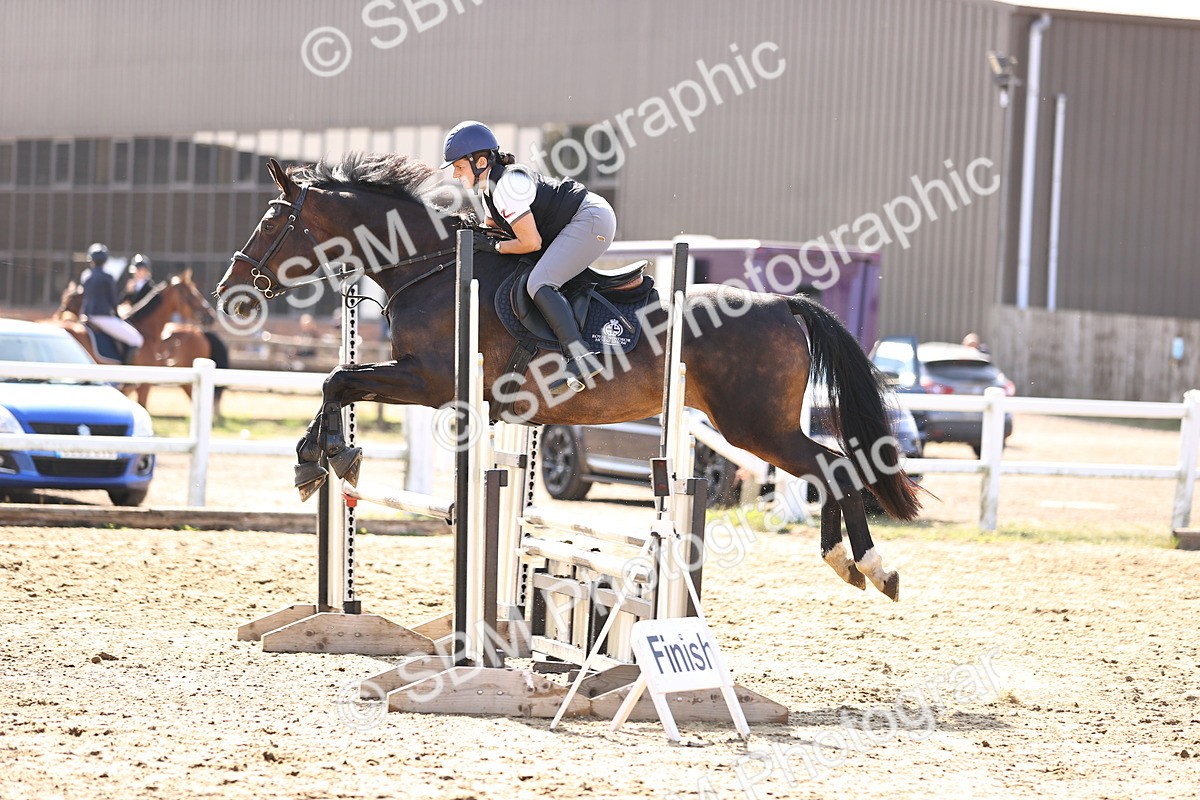 SBM_005706 - Class 9 - Senior British Novice - 90cm