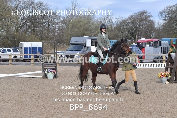 BPP_8694 - TRAINING STAKES