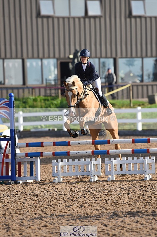 230915A-094152-00051 - Cls 8 85cm Amateur Qualifier