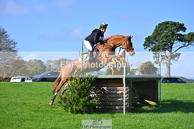 241025-110645-06659 - 010-Julia.Norman-SCOTCH.ON.THE.ROCK'Z