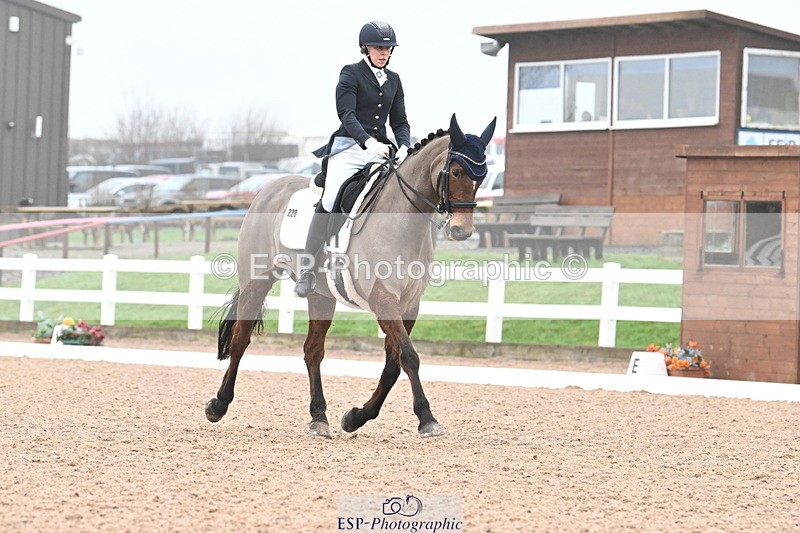 240217A-120121-02503 - 228-Abby.Bannell-Royal.Dalliance