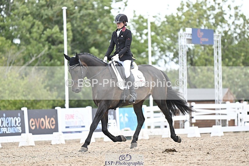 250907-141009-08660 - 100-Adele.RonchettiFamily.Affair