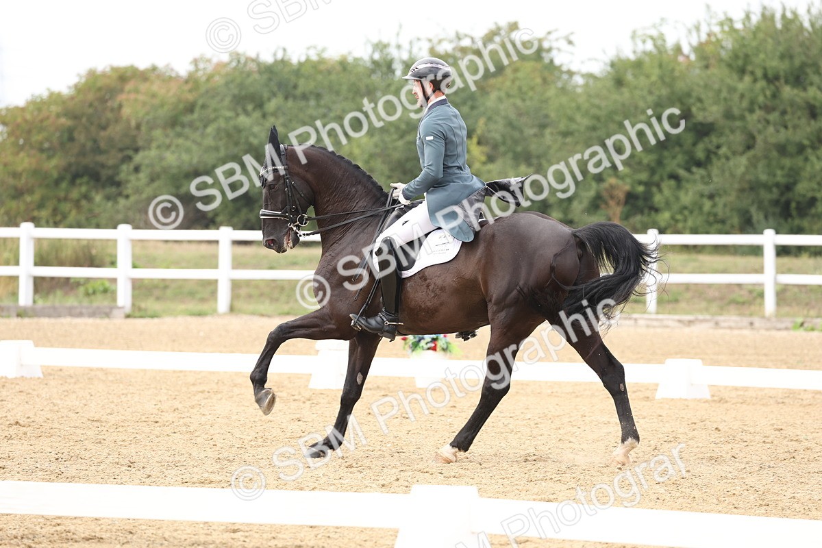 SBM_008345 - Class 10 - FEI INT I - 16.10-16.50