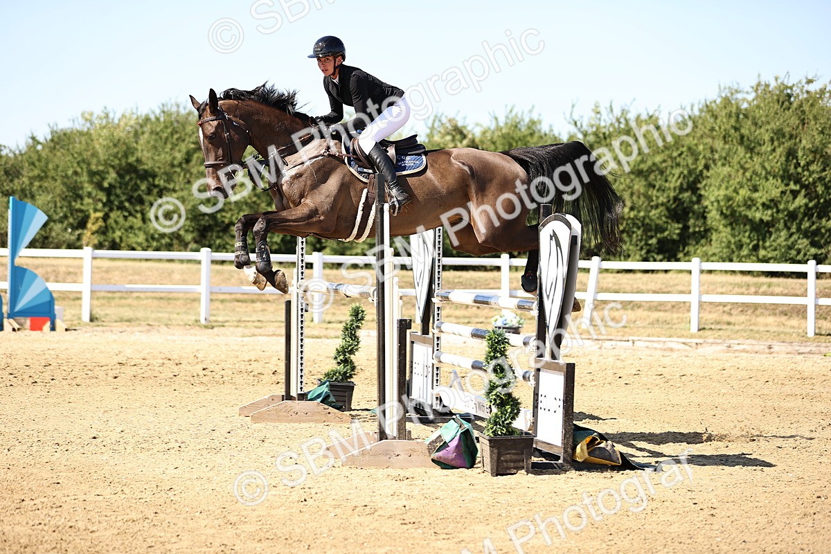 SBM_015496 - Class 16 - Senior foxhunter - 1.20m Open