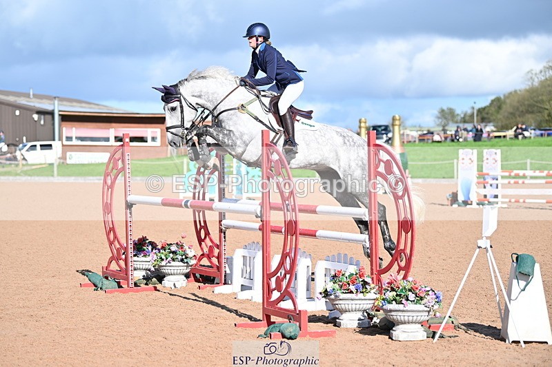 231014A-113206-04411 - Cls 18 Newcomers & 1.10m Open