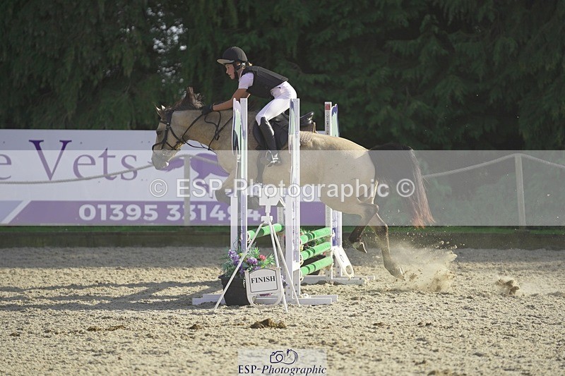 230909-165116-07135 - Cls 19 Club 70cm