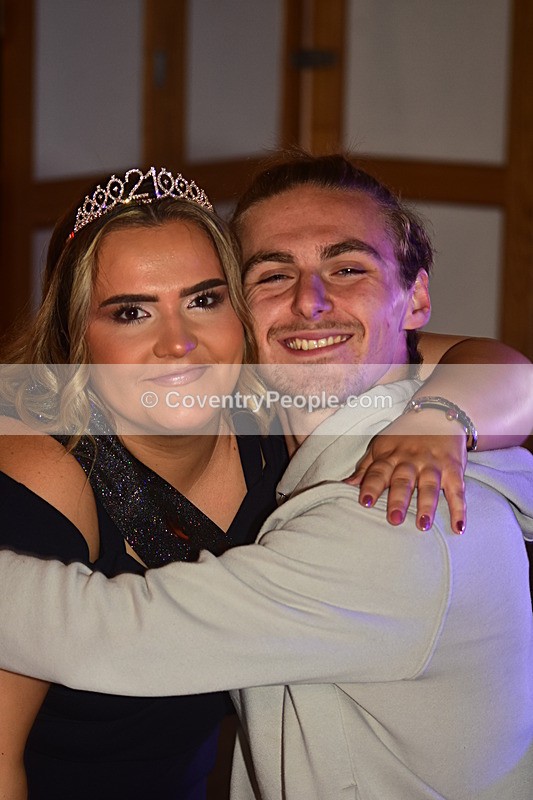 COU-252 - Courtney's 21st