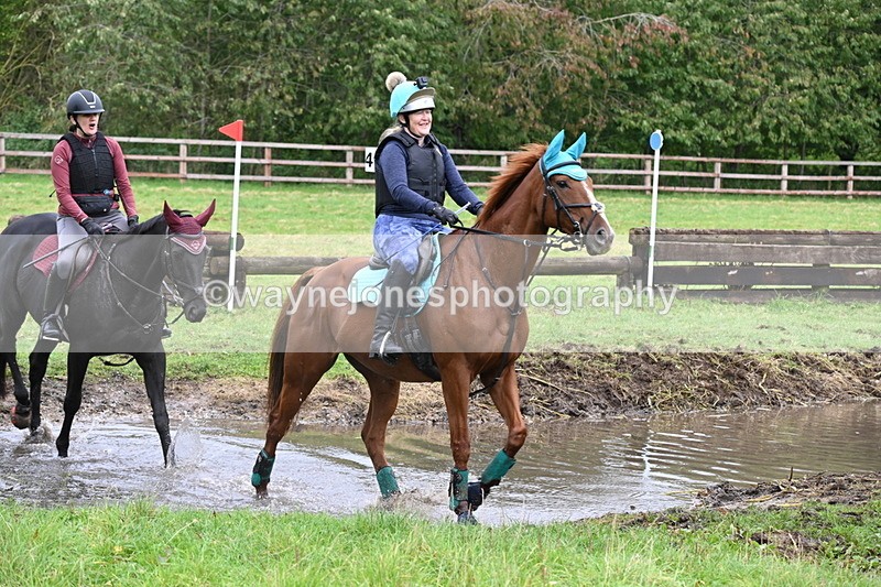 WJ6_6436 - Time at Photographer 12:41 to 13:05