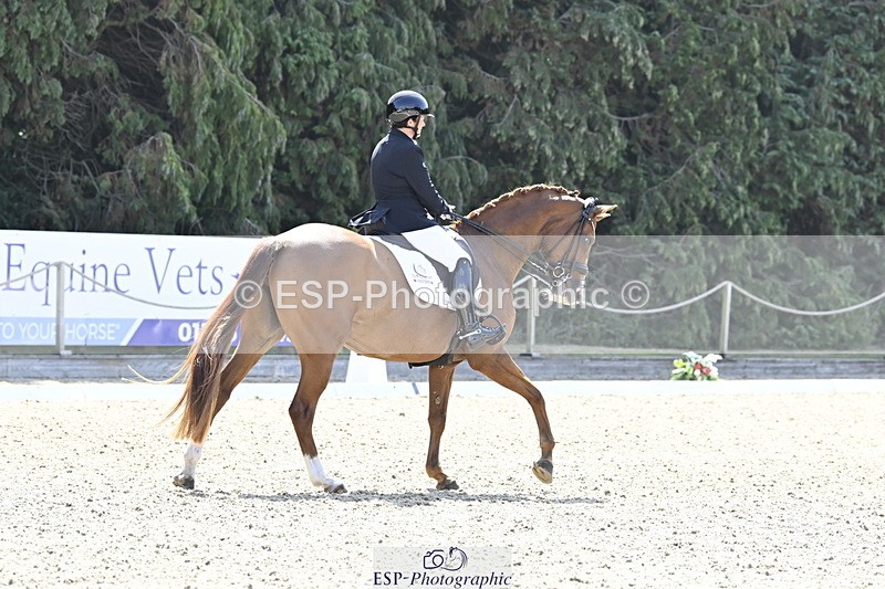 250810A-114712-05514 - 113-Stacey.EscrigJOIE.DE.VIVRE.III