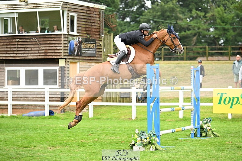 250705A-124728-14747 - Cls 30 Snr Foxhunter 2nd R Jump Offs and Presentations