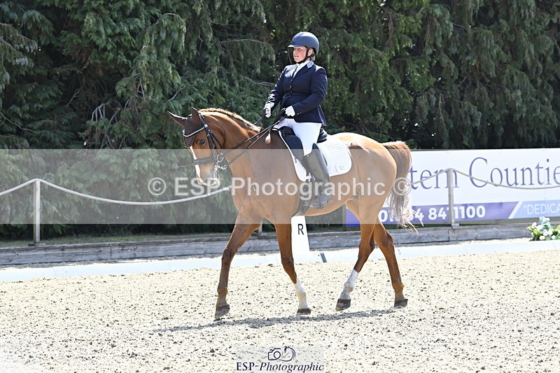 250810A-115712-05596 - 107-Sophie.DickinsonFurst.Ricci