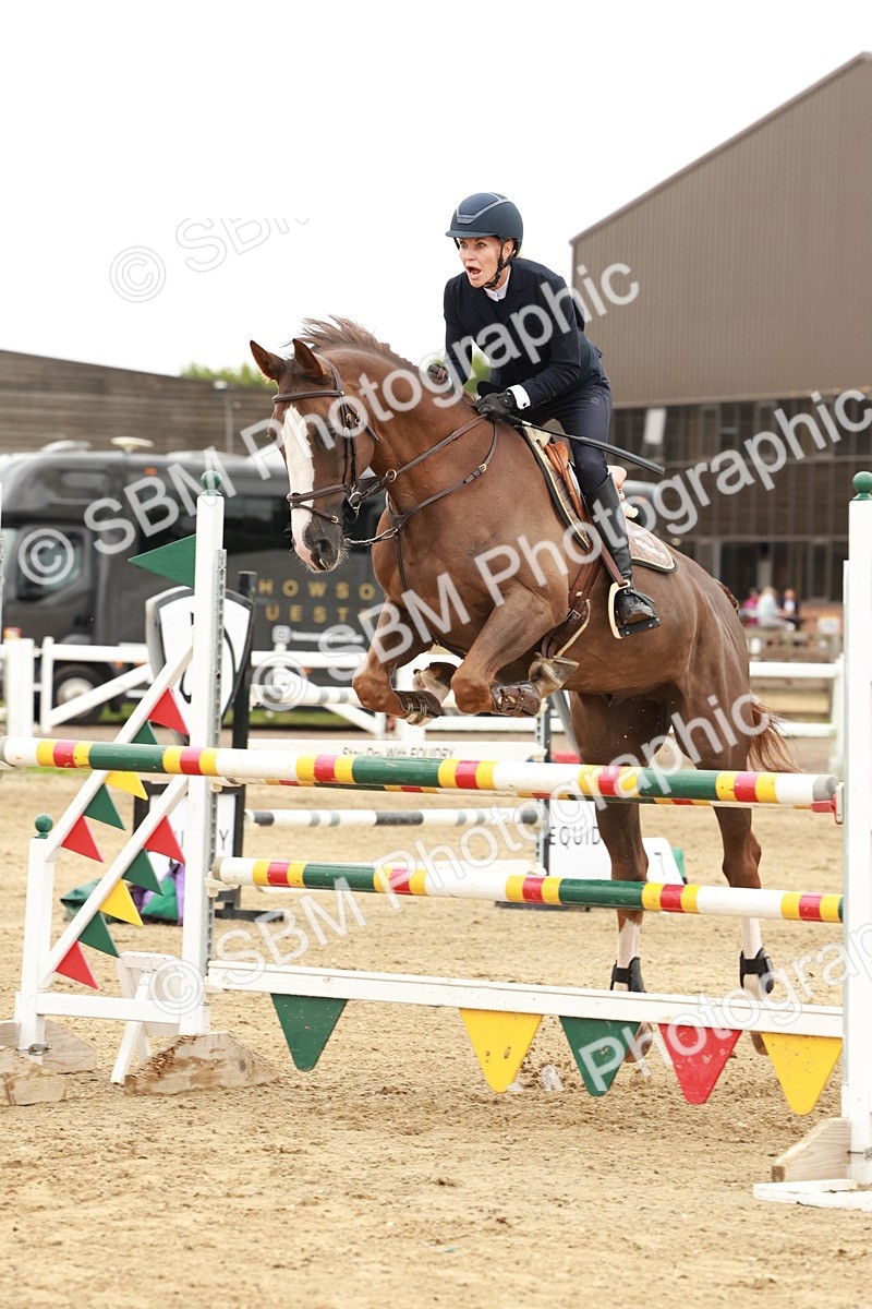 1I0A8037 - Class 5 - Senior Foxhunter 1.20m