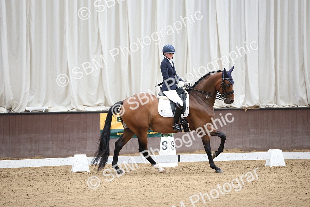 SBM_003888 - Class 8 - Advanced Medium 6 Silver