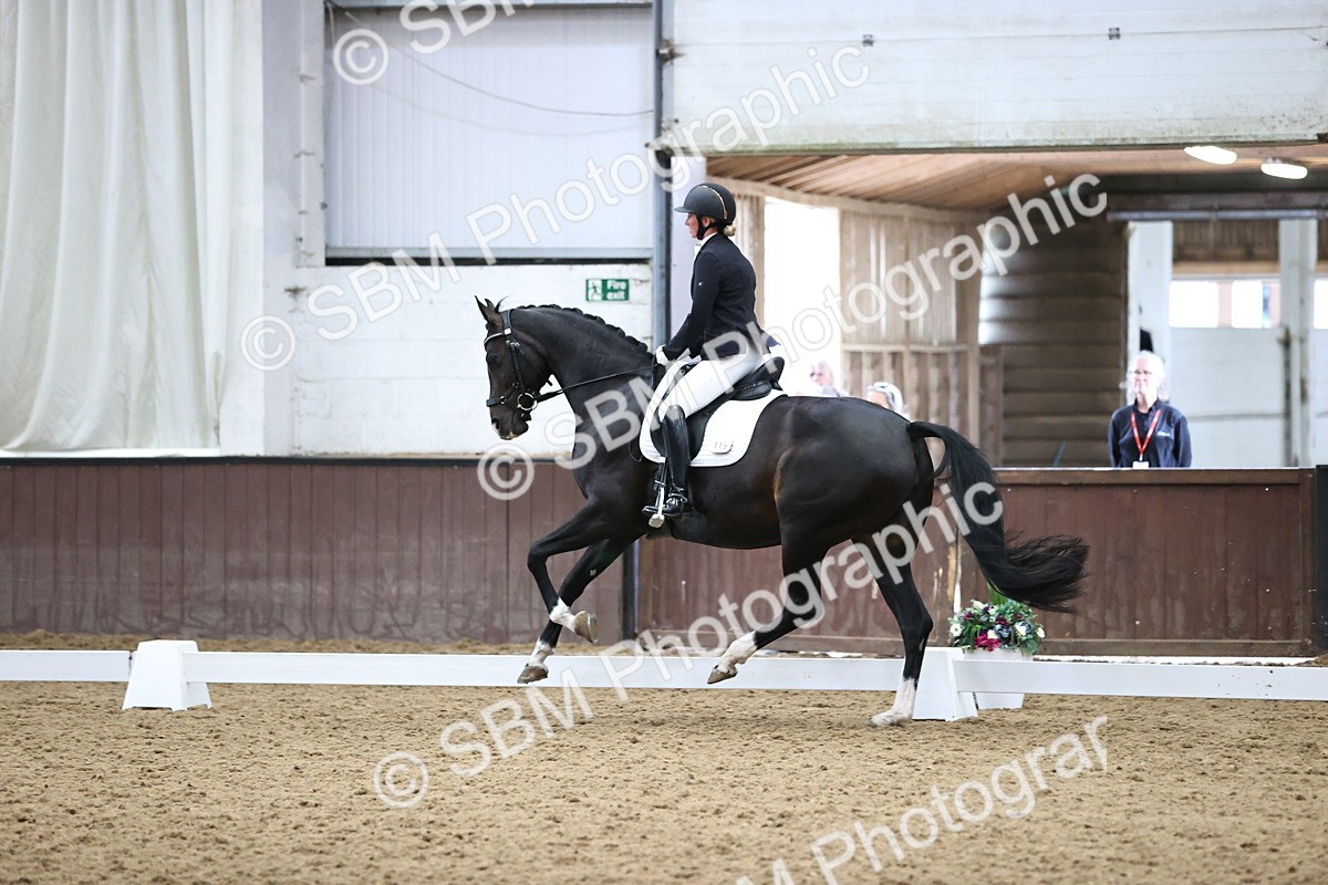 SBM_018981 - Class 21 - Medium 73 - 9.00-10.00