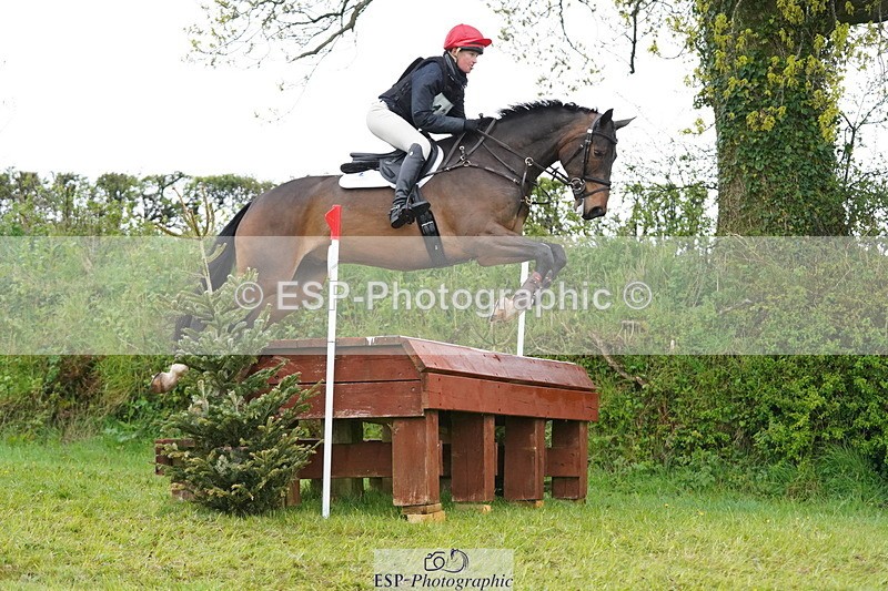 250418-102448-00989 - 017-Rosie.Bradley-Hole-KILMOUNTAIN.TOYBOY