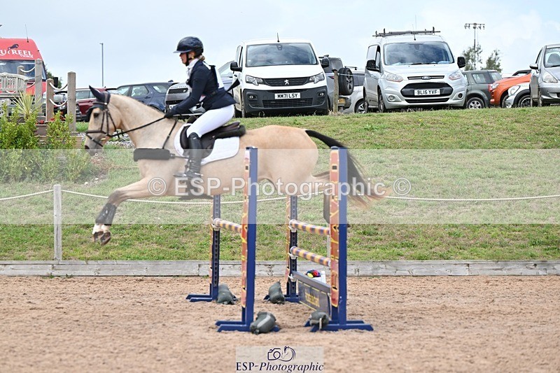 250831-111001-06831 - K-504-Zara.Head