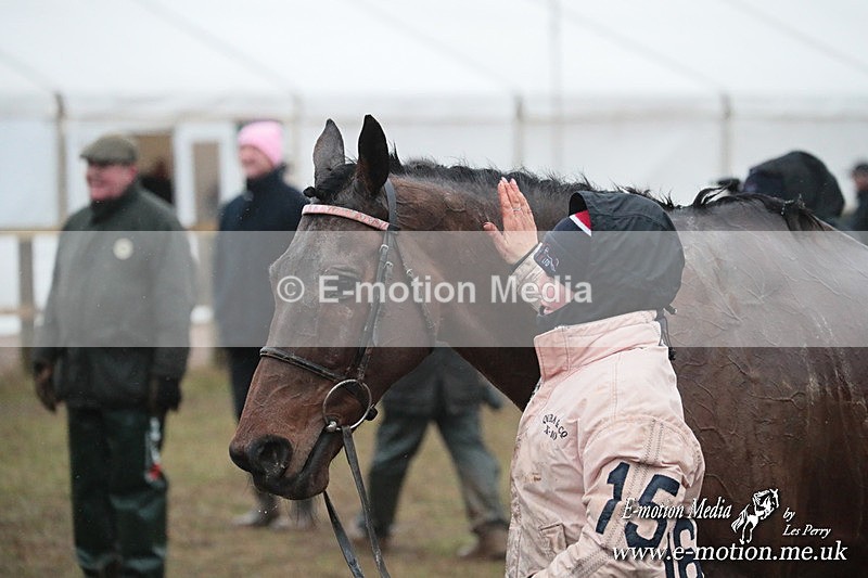 PtP 260125 938 - Cocklebarrow Point-to-Point racing with the Heythrop Hunt 26/01/25