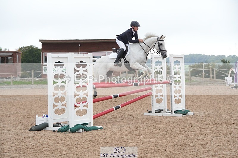 250920-121913-01236 - Cls 10 Pony Foxhunter and 1.10m