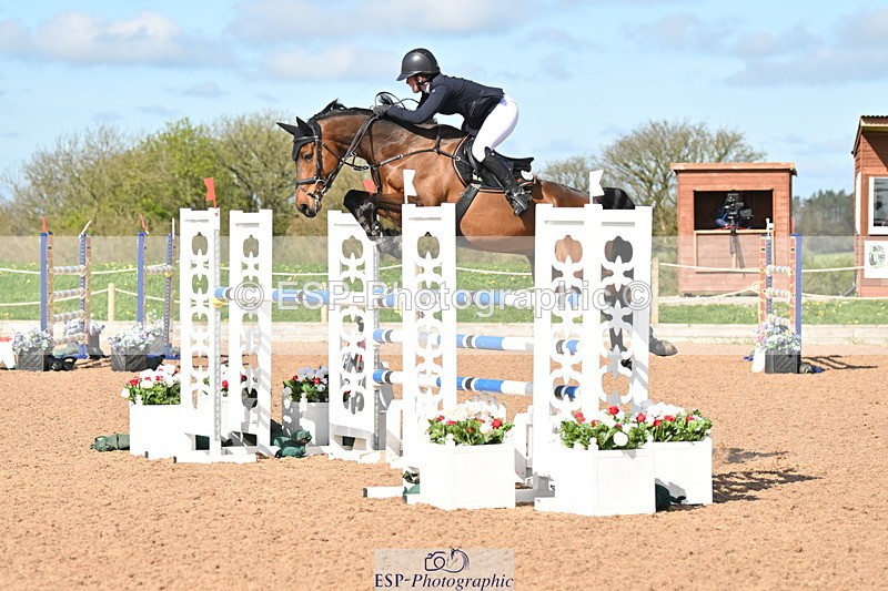 240418A-101705-02001 - Cls 1 2 Star Small Tour 1.30m