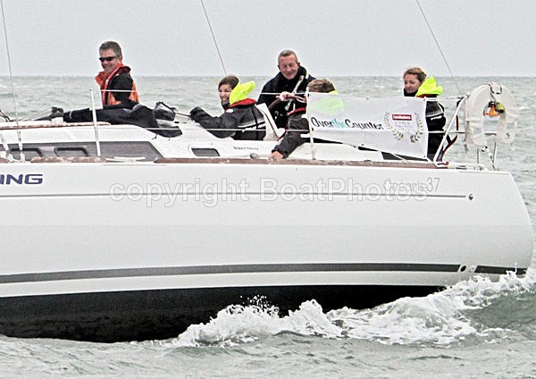 110622 FEMME FATALE CLOSE UP  IMG_3330 - 110622 FARM BUSINESS REGATTA