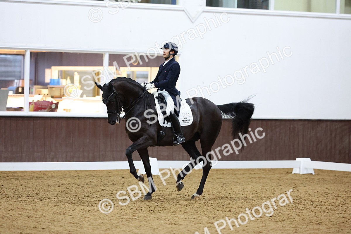SBM_009743 - Class 14 - FEI Grand Prix - 19.27-20.27