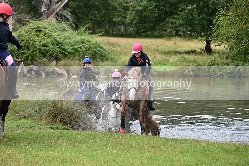 WJ7_9309 - Time at Water 11:53 to 12:23