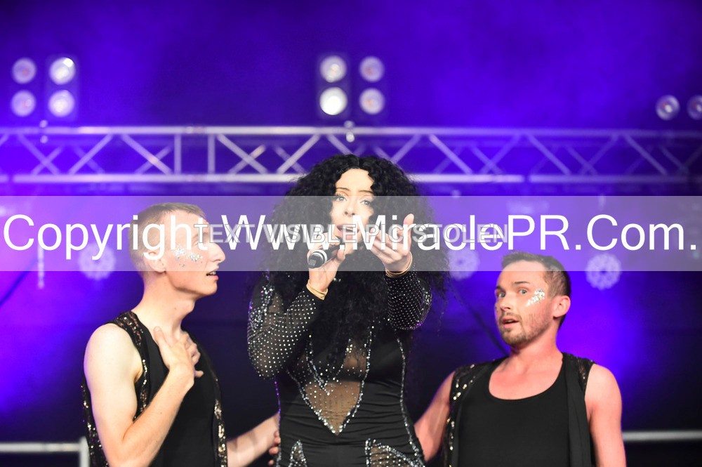 SH4_6892 - The Cher Experience