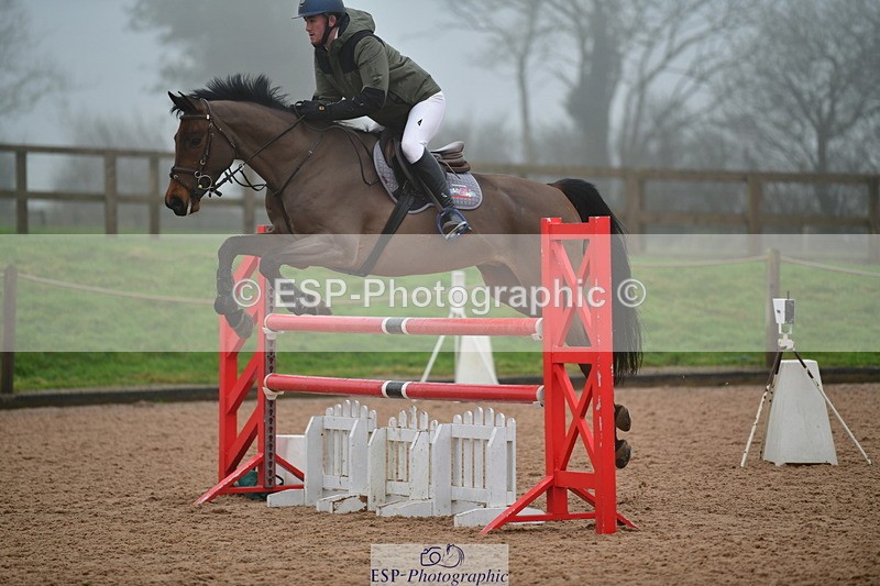 240214A-124202-00505 - Cls 4 Newcomers and 1.10m Open