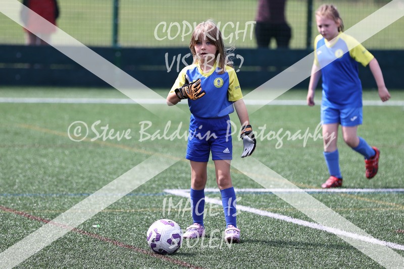 1DX32899 - Sat 13th U7 & U8 Girls