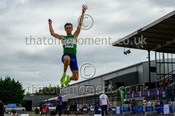 Sen25SUN-916867 - Field Male