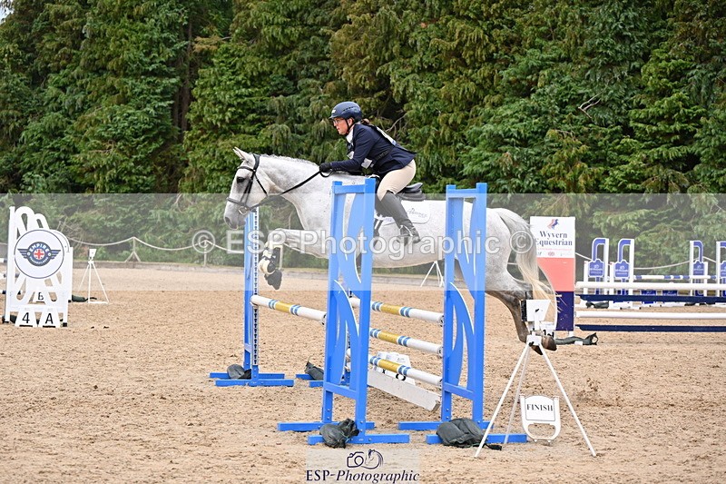 250802A-142807-05890 - F-269-Essie.Barker-BLOODY.NORA