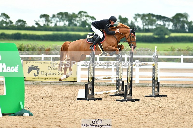 230721A-143733-07009 - Cls 22, 1 Star Gold 1.30m