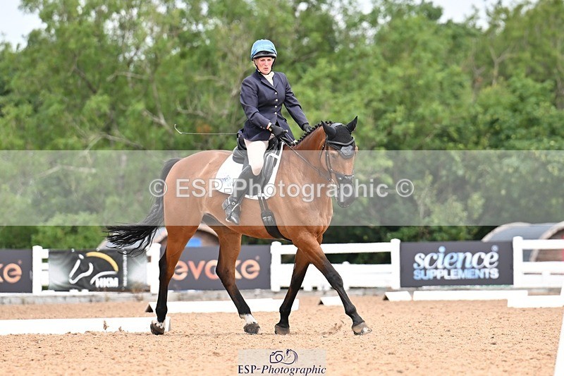 260704-122457-04566 - Cls 4D Senior Intermediate Novice 1