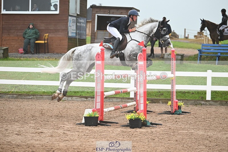 240720A-115432-14622 - Cls 11, 1 Star Bronze Tour 1.15m